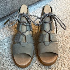 Sorel Joanie II Lace — Size 7.5